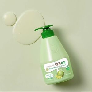 Nwot Melon milk cleanser